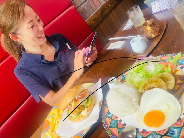 ハワイフェア🌺ハワイに行って来ました〜の気分😆とっても美味しかった〜！
セルフオーダーレジが故障したので　早々に色々ご提案を頂きまして感謝です❣️ もうこのレジが無いと仕事が出来ない身体に😅　　サラエボさんのハワイランチで大満足🌺