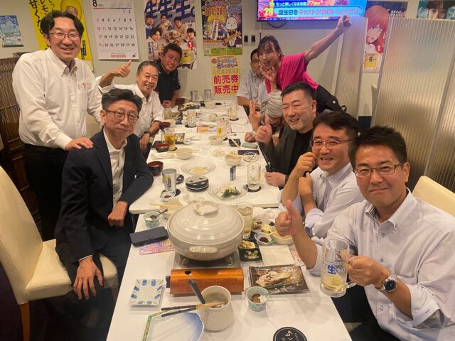 きて！みて！呑んでラリー🍺
沢山のお客様　ありがとうございました😊
食彩ひとくちも無事に終了しまして
スタッフと　打ち上げタイム🍺

最後はドロップインさんで合流🍺　感謝🥲