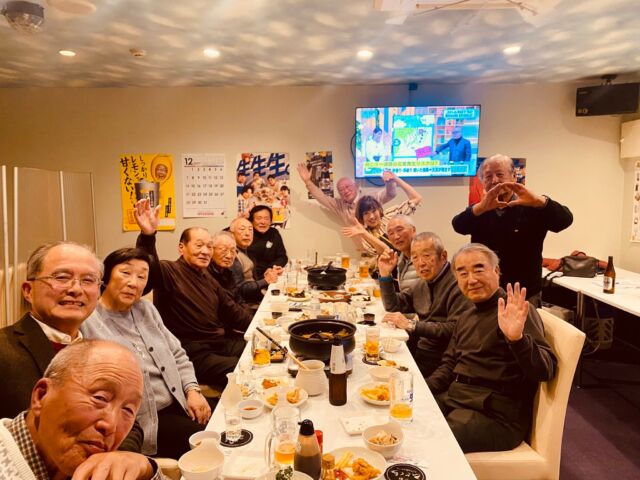 昨日の思い出❣️
ひめさゆり会⛳️の会長阿部さま一年間ありがとうございました〜❣️ 納会も無事に終わり帰った頃に地震が来たけど　福島はゆっくりの揺れ、皆さまご無事だと思います！
被災に遭われた地区の方々のご無事をお祈りします🙇‍♀️