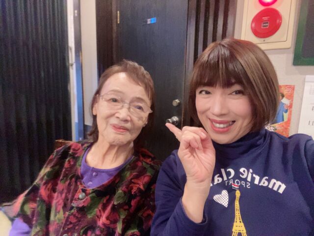 ９２歳母親　５日間の危篤状態から復活しました！救急車で運ばれて　ヤバいヤバい状態！昭和の女は強いからと昨日フォステーヌ先生に励まされた通り蘇って　家族共々皆笑った❣️
ご心配おかけしましたが
ありがとうございました😭
自己満かもしれませんが、元気になって又　アップしたいと思います❣️感謝🥲❣️