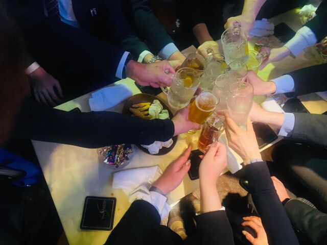 ザ　シャトル送別会真っ只中！
F島Mポー社様❣️アッキー行ってらっしゃい📰